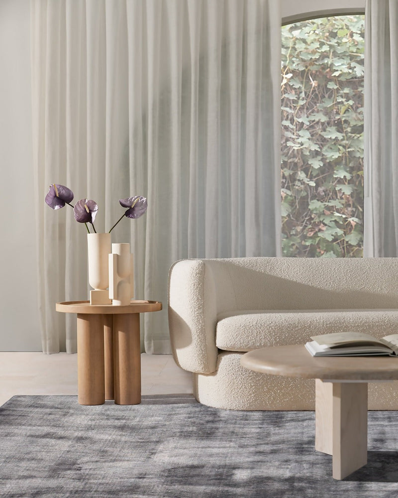 Luma Silk Rug / Charcoal