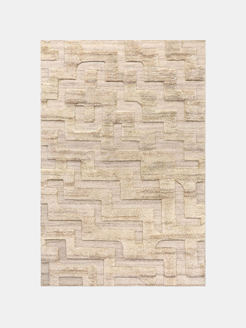Solmaze wool rug with contemporary border design