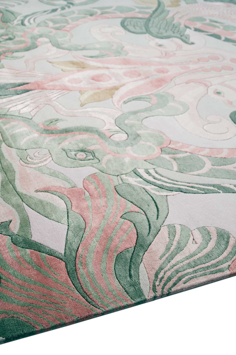 Rajtaraa traditional wool rug floral pattern detail