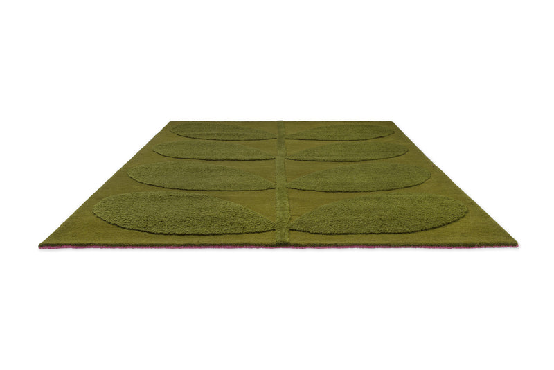 Tropical green leaf rug angled view
